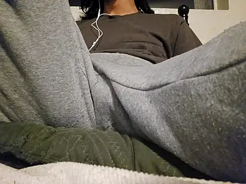 Nicks9inches online show from September 2025 08:15:01 AM