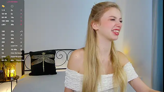 Snapshot of KelsiWest chatting on September 2025 05:52:02 AM KelsiWest online show from September 2025 05:52:02 AM