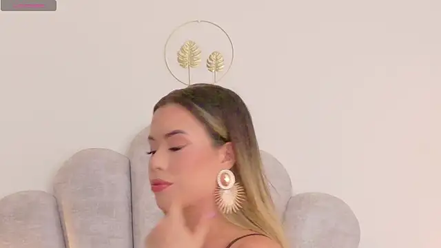 emma-conti2 online show from April 2026 04:26:01 PM