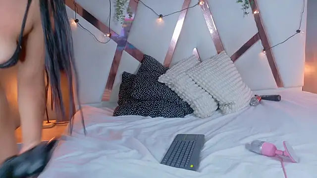 RiriiBrunette   online show from November 2025 12:22:01 AM