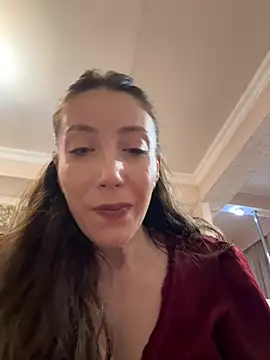 HellaryTourent online show from February 2026 06:33:01 PM