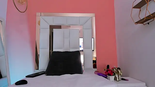 Snapshot of Horny_ebonys chatting on October 2025 07:56:01 PM Horny ebonys online show from October 2025 07:56:01 PM