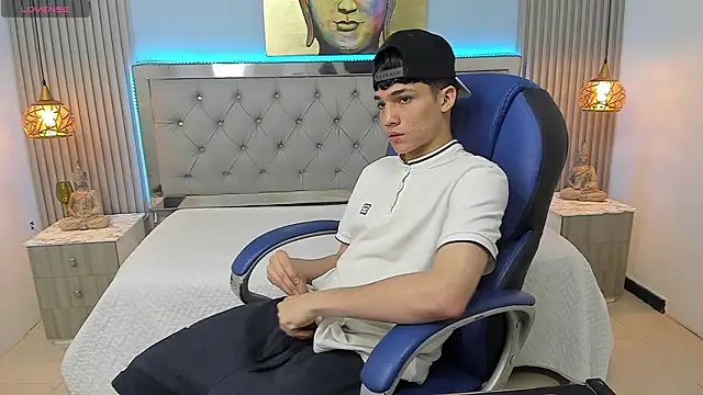 SamBlack  online show from March 2026 12:38:02 PM