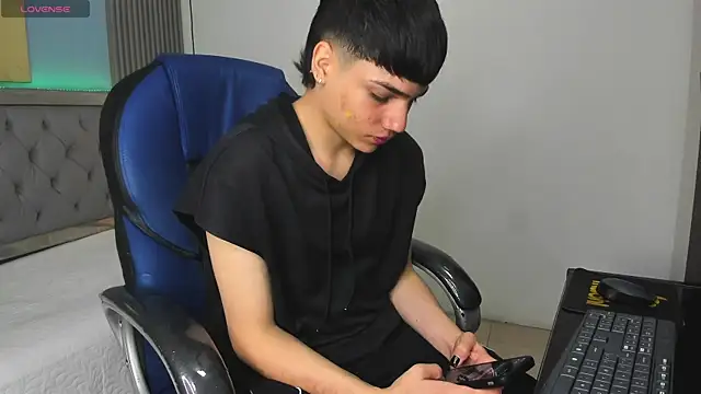 SamBlack  online show from July 2026 01:17:01 PM