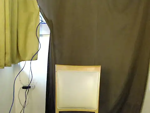 Snapshot of miss_carlas chatting on September 2025 11:04:02 PM miss carlas online show from September 2025 11:04:02 PM