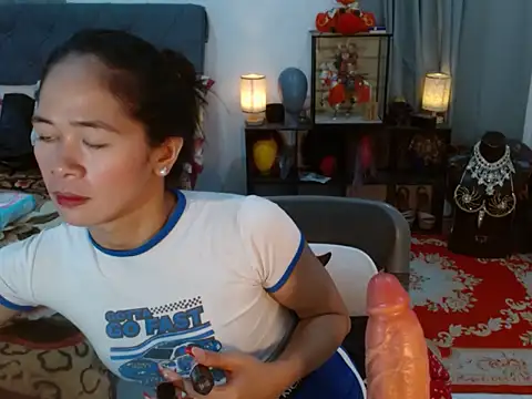 Snapshot of SexyHeart_Escodero chatting on December 2025 01:05:02 PM SexyHeart Escodero online show from December 2025 01:05:02 PM