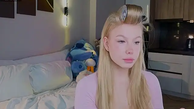 Snapshot of emilyshepar_d chatting on March 2026 02:13:01 AM emilyshepar d online show from March 2026 02:13:01 AM