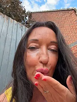 Kinky-CarlaXX online show from May 2026 02:13:02 PM
