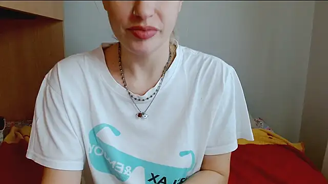 SatinQueen90 online show from November 2025 10:45:02 AM