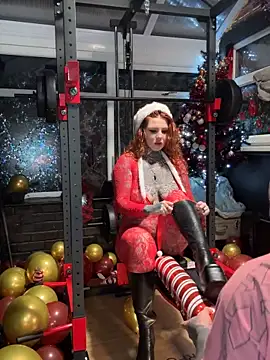 Snapshot of AlexandraWildd chatting on November 2025 10:22:02 PM AlexandraWildd online show from November 2025 10:22:02 PM