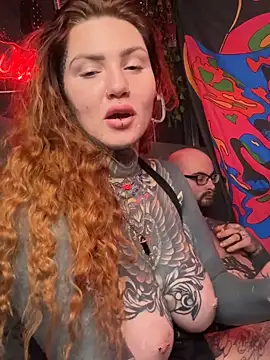 Snapshot of AlexandraWildd chatting on December 2025 11:07:01 AM AlexandraWildd online show from December 2025 11:07:01 AM