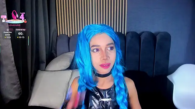 Snapshot of Gina_77 chatting on September 2025 02:08:02 PM Gina 77 online show from September 2025 02:08:02 PM