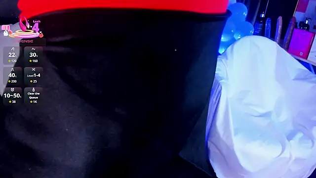 Snapshot of Gina_77 chatting on September 2025 02:10:01 PM Gina 77 online show from September 2025 02:10:01 PM