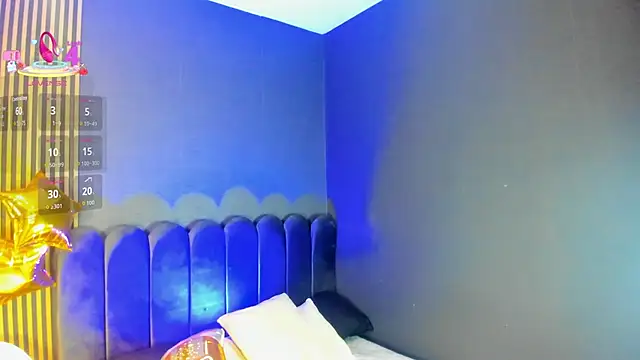 Snapshot of Gina_77 chatting on October 2025 12:00:02 PM Gina 77 online show from October 2025 12:00:02 PM