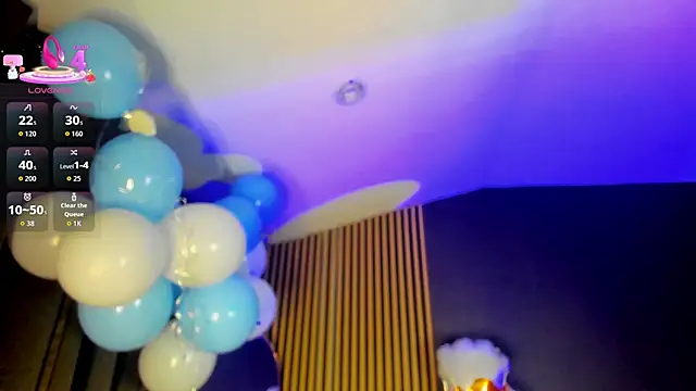 Snapshot of Gina_77 chatting on October 2025 12:12:02 PM Gina 77 online show from October 2025 12:12:02 PM