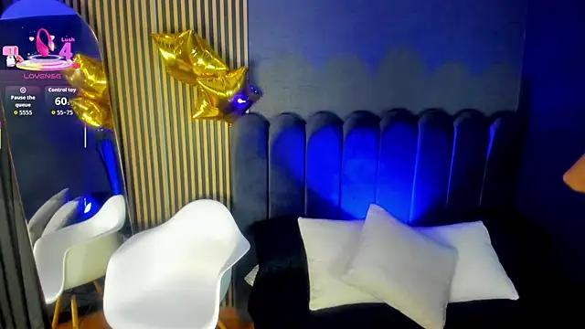 Snapshot of Gina_77 chatting on October 2025 12:15:01 PM Gina 77 online show from October 2025 12:15:01 PM