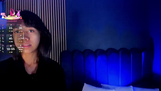 Snapshot of Gina_77 chatting on October 2025 12:06:01 PM Gina 77 online show from October 2025 12:06:01 PM