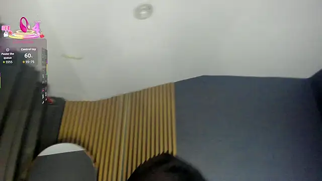 Snapshot of Gina_77 chatting on October 2025 12:16:02 PM Gina 77 online show from October 2025 12:16:02 PM