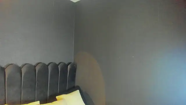 Snapshot of Gina_77 chatting on October 2025 12:17:02 PM Gina 77 online show from October 2025 12:17:02 PM