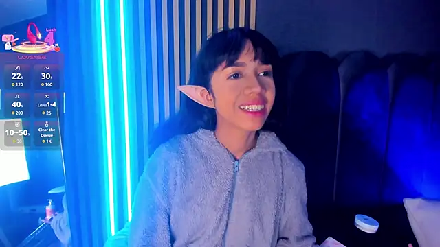 Snapshot of Gina_77 chatting on October 2025 01:14:01 PM Gina 77 online show from October 2025 01:14:01 PM