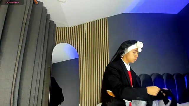 Snapshot of Gina_77 chatting on October 2025 12:31:01 PM Gina 77 online show from October 2025 12:31:01 PM