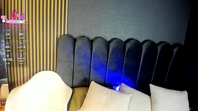 Snapshot of Gina_77 chatting on October 2025 12:06:01 PM Gina 77 online show from October 2025 12:06:01 PM