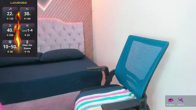 Nyx Moon online show from March 2026 10:57:02 PM