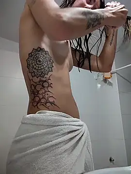 Snapshot of sweetsinxxx chatting on March 2026 02:39:02 AM sweetsinxxx online show from March 2026 02:39:02 AM