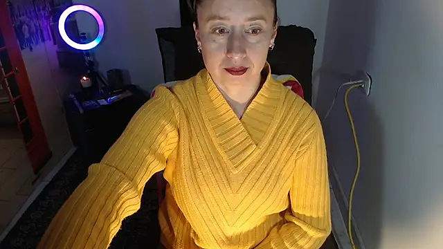 Snapshot of Milf_Valeria chatting on October 2025 02:58:02 PM Milf Valeria online show from October 2025 02:58:02 PM