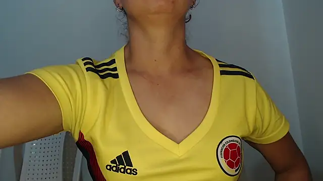 Milf Valeria online show from June 2026 03:54:01 PM