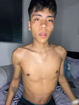 MaxiWildd online show from June 2026 01:41:02 AM