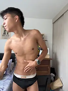 MaxiWildd online show from June 2026 01:26:01 PM