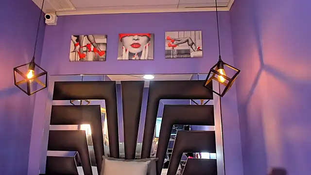 anne-brown13 online show from October 2025 08:06:02 PM