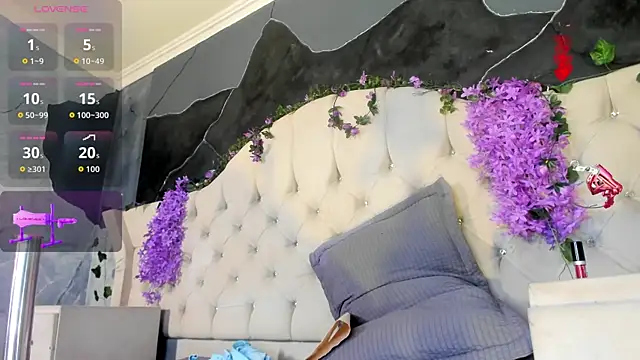AmbarFoxx  online show from June 2026 09:14:01 AM
