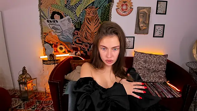 Snapshot of SeaJorji chatting on November 2025 01:11:02 PM SeaJorji online show from November 2025 01:11:02 PM