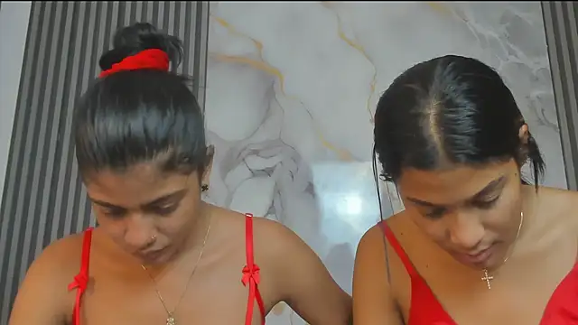 TifanyandLisa online show from September 2025 09:15:02 PM