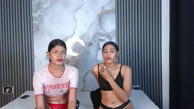 TifanyandLisa online show from November 2025 08:55:01 PM