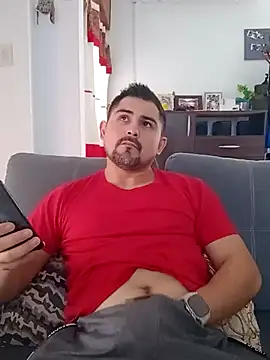 Bradd 32 online show from June 2026 05:02:02 PM