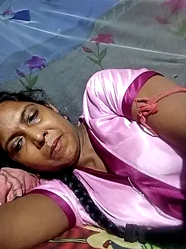 Savita992 online show from May 2026 11:20:01 PM
