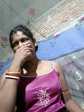 Savita992 online show from July 2026 06:27:02 PM