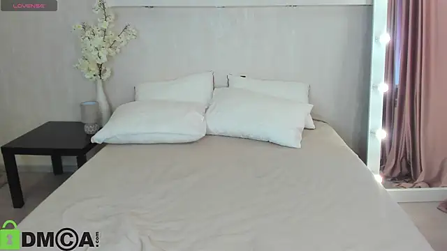 Adelina Bliss online show from May 2026 07:24:02 AM