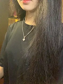 Nhinhi18 online show from April 2026 03:42:02 PM