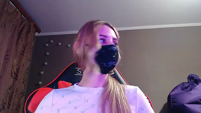 Iris lave online show from October 2025 03:33:02 PM