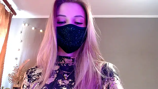 Iris lave online show from April 2026 01:20:01 PM