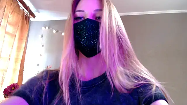 Iris lave online show from May 2026 02:11:01 PM