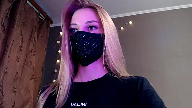Iris lave online show from May 2026 05:31:02 PM