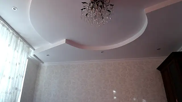 Iris lave online show from June 2026 04:39:02 PM