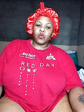 Moretl online show from November 2025 08:40:01 PM