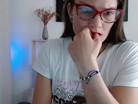 Camila-ventura online show from October 2025 11:30:01 AM