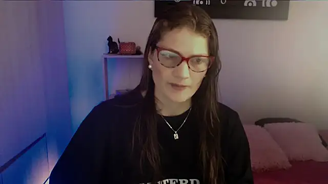 Camila-ventura online show from May 2026 12:02:02 PM